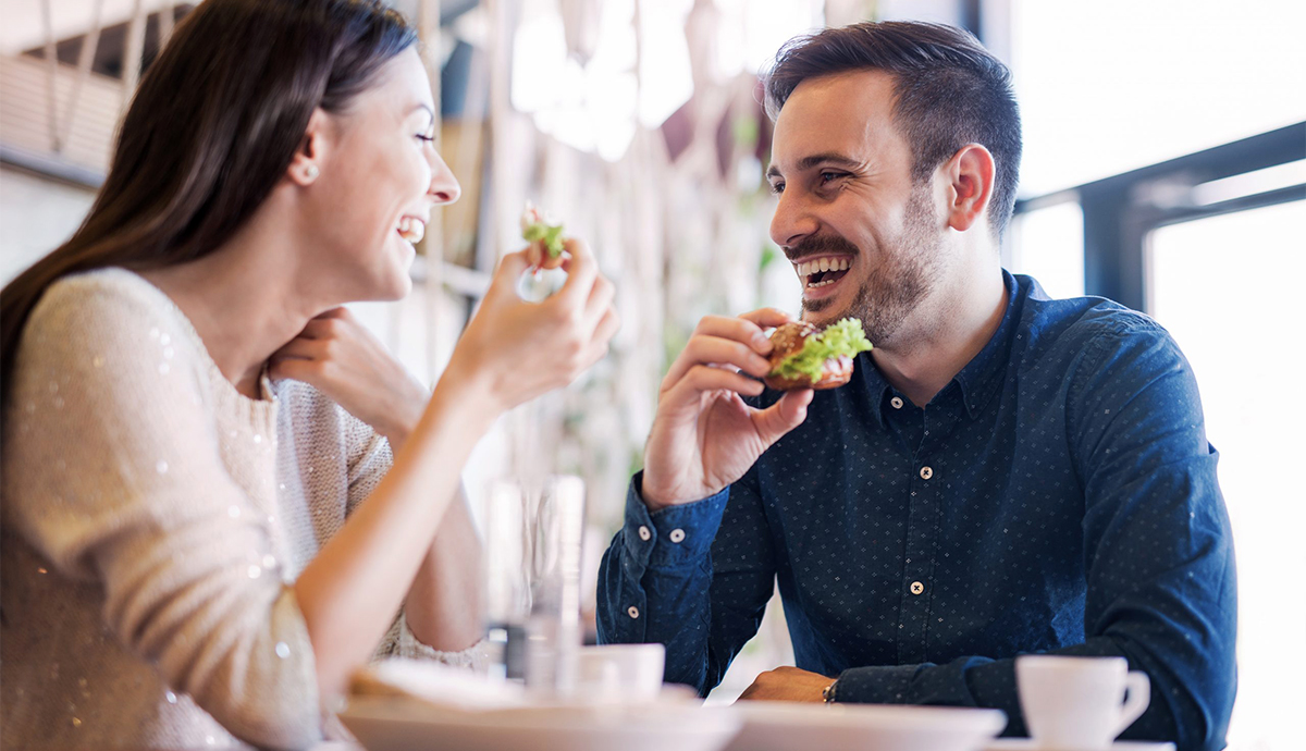 Il linguaggio del corpo e i segnali dell’attrazione reciproca