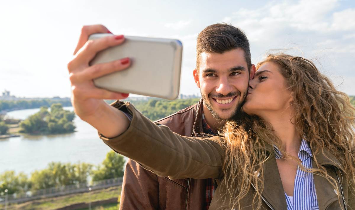 L’amore al tempo dei social: istruzioni per l’uso.