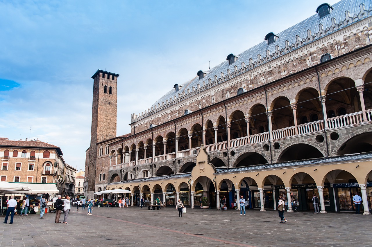 Incontri a Padova con single motivati: fai nuove amicizie con Club di Più