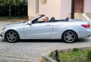 Giovanni, laureato in giurisprudenza, 403048 - Club di Più