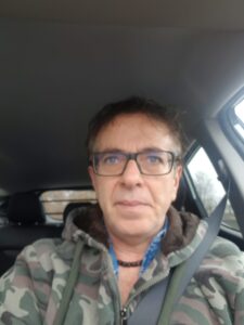 Antonio, riservato, socievole, adoro mangiare fuori - Club di Più