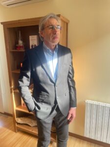 Roberto   , signore curato, diplomato, Padova - Club di Più