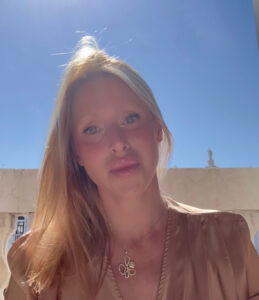 Marzia, Bella, curata, femminile, misteriosa - Club di Più