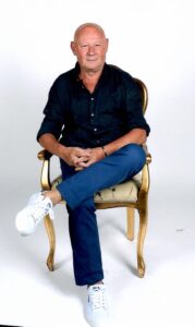 Lucio , uomo curato, giovanile e generoso, Verona, 397162 - Club di Più