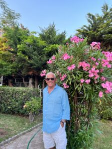 Ex Giudice, vedovo, amo il cinema, lettore - Club di Più