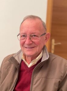 Uomo, pilota, energico, viaggiatore, generoso- Club di Più