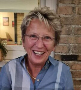 Donna, simpatica e solare - Club di Piu