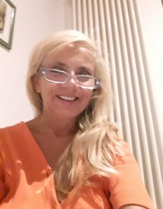 Donna matura, sincera e leale, cerca uomo onesto - Club di Più