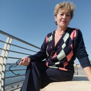 Donna, pensionata, attiva, simpatica - Club di Più