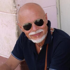 Uomo passionale, gratificato, benestante - Club di Più