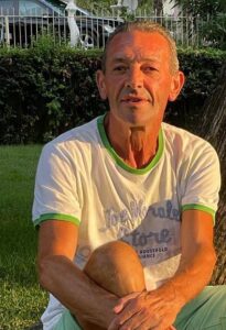 Uomo realizzato, dinamico, sportivo - Club di Più