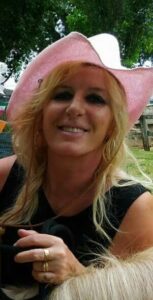 Graziella , Donna matura, istruttrice di equitazione - Club di Più