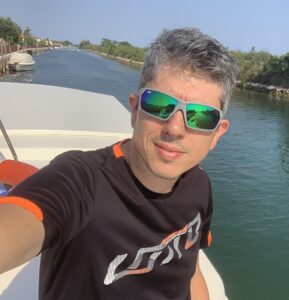 Libero professionista, celibe, amo il ballo - Club di Più