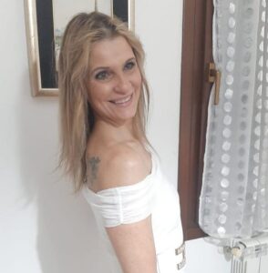 Nadia, donna matura, solare  - Club di Più