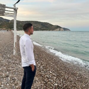 ragazzo libero mentalmente  - Club di Più