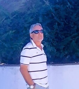 Renato  , libero, imprenditore edile , dinamico, Treviso, - Club di Più