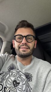 Imprenditore bella presenza - Club di Più