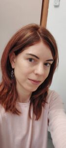 ragazza molto bella, fine, elegante  - Club di Più