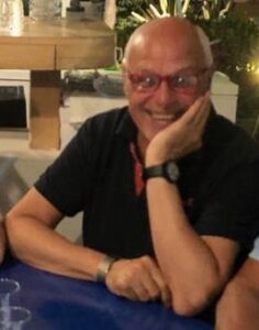 Uomo benestante  - Club di Più