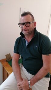 Imprenditore, benestante, viaggiatore.  - Club di Più