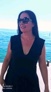 Donna affascinante -  Club di Più