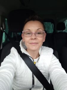 Donna matura , originale, solare  - Club di Più