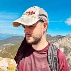 Uomo di mentalità aperta - Club di Più