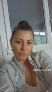 Adriana        , curata, psicologa, cerco uomo sincero - Club di Più
