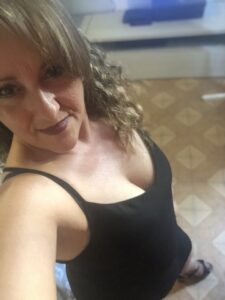 Natascia - Cerco una persona libera - Club di Più