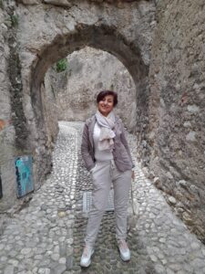 Donna matura, bel fisico, bella presenza - Club di Più