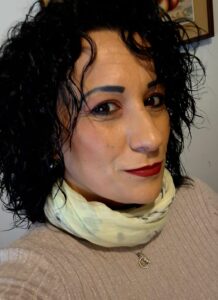 giovane donna matura libera - Club di Più