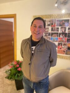 Uomo benestante  - Club di Più