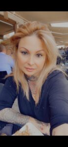 Donna di bell´ aspetto, femminile, passionale Venezia - Club di Più