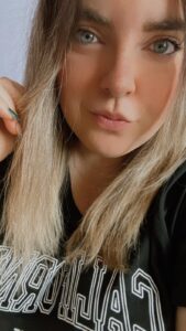 ragazza curvy - Club di Più