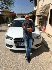 Uomo single - Incontra Loris - Estroverso - Club di Più