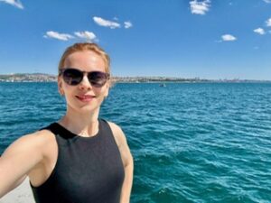 Donna single - Incontra Julia  - Sensibile - Club di Più