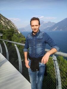 Uomo single - Incontra Attilio - Responsabile - Club di Più