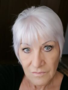 Donna single - Incontra Mara - Semplice - Club di Più