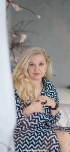 Donna di bell'aspetto - incontra Valeria   - Club di Più