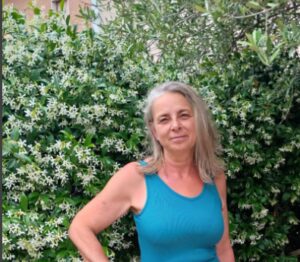 Donna cerca uomo - Incontra Angela - Semplice - Club di Più