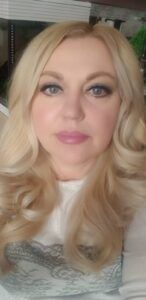 Donna di bell'aspetto, Club di Più