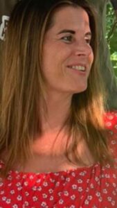 Donna gentile, semplice, Club di Più