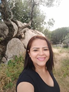 Donna onesta, affettuosa, Club di Più