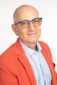 Uomo socievole, Club di Più