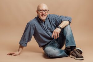 Ragazzo maturo, sensibile ed indipendente, Club di Più