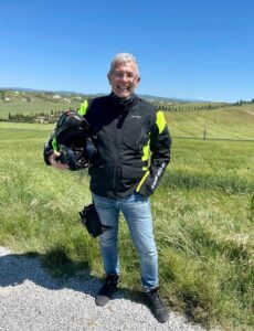 Uomo sentimentale, Club di Più