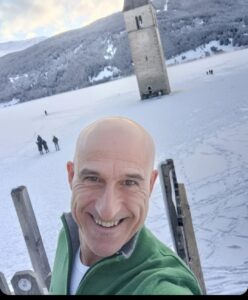 Uomo realizzato, Club di Più