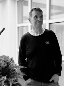 Uomo buono, gentile, Club di Più