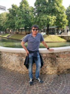 Ex manager single, Club di Più