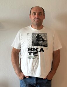 Uomo single, sincero, onesto, Club di Più